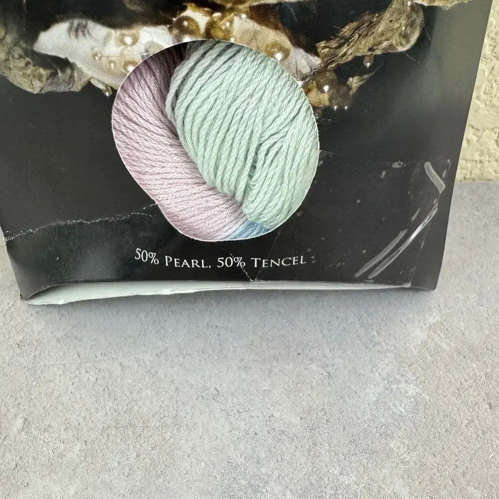 Yarn Sisters weight box